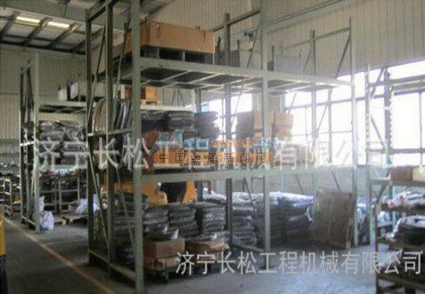 济宁长松维修厂 专业解决卡特山重三一等工程机械行走跑偏及故障难题